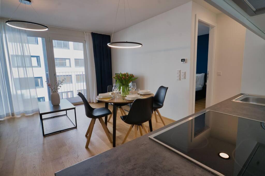Modern Apartment Near Stadtpark Wien Exterior foto