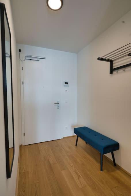 Modern Apartment Near Stadtpark Wien Exterior foto